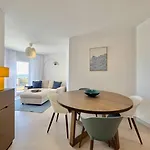 Moderna Primera Linea | Vistas Al Mar Apartment